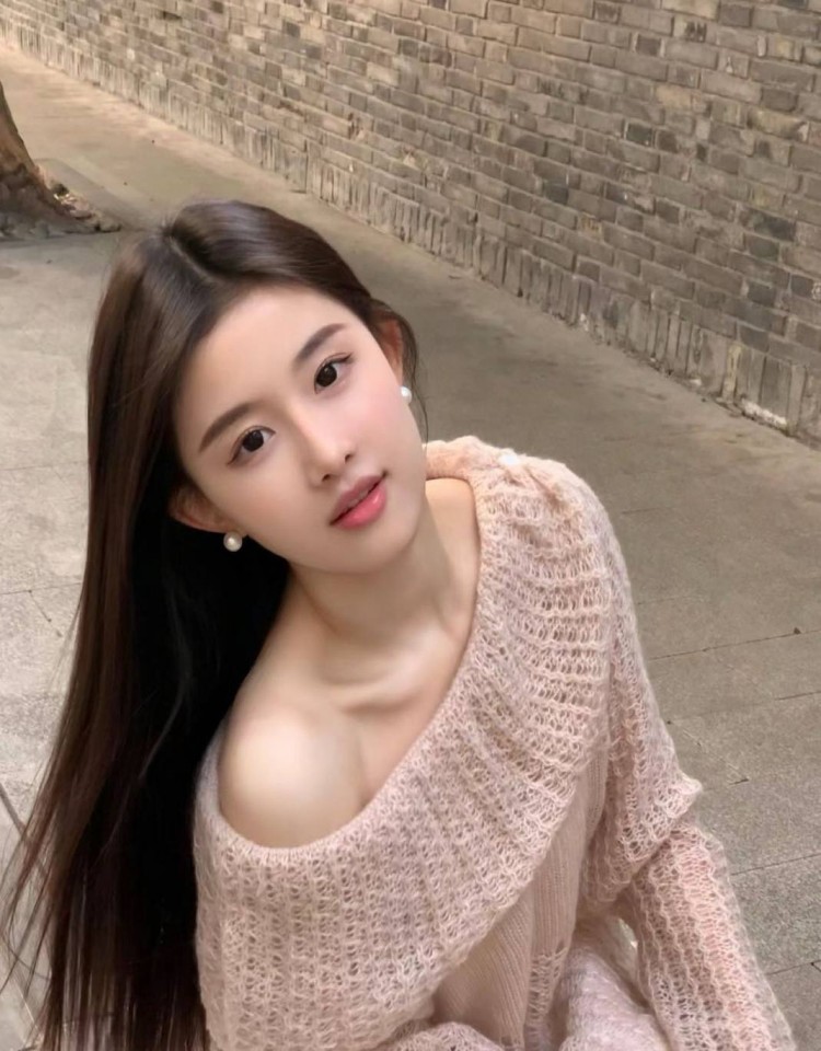 姑父有力挺送小芳的背景故事,不卡在线播放